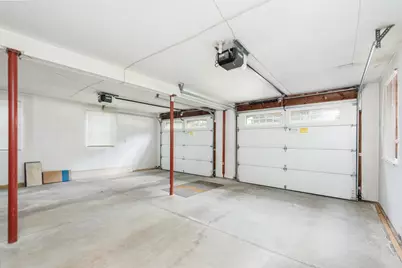 130 Lindstrom Lane, Manchester, NH 03104 - Photo 21