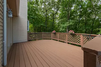 130 Lindstrom Lane, Manchester, NH 03104 - Photo 25