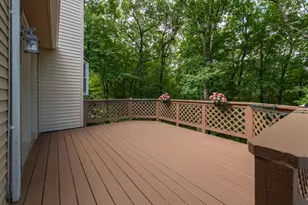130 Lindstrom Ln, Manchester, NH 03104 - Photo 25