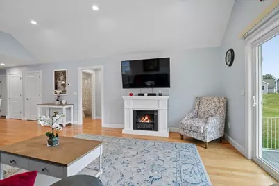 28 Pasture Lane, Nashua, NH 03062 - Photo 13