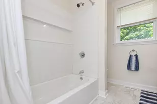 24 Killian Dr, Nashua, NH 03062 - Photo 11
