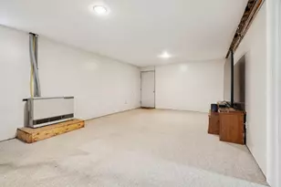 20 Lorraine St, Newport, NH 03773 - Photo 17