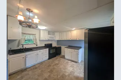 8 Great Meadows Park #8, Charlestown, NH 03603 - Photo 5