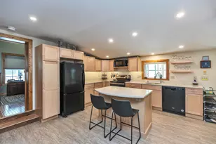 73 Main St, Peterborough, NH 03458 - Photo 15