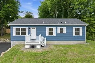28 Cottage Pl, Ashland, NH 03217 - Photo 3