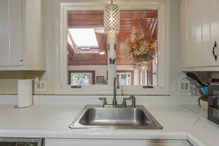 636 Court St, Keene, NH 03431 - Photo 21