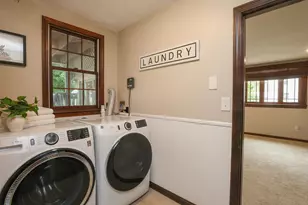 1327 Beech St, Manchester, NH 03104 - Photo 45