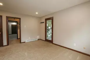 1327 Beech St, Manchester, NH 03104 - Photo 41