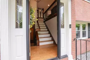 1327 Beech St, Manchester, NH 03104 - Photo 3