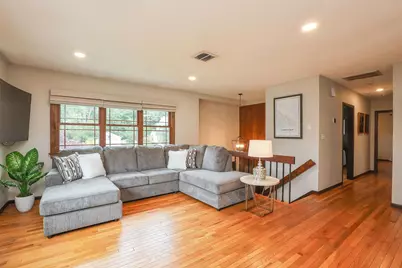 1327 Beech Street, Manchester, NH 03104 - Photo 5