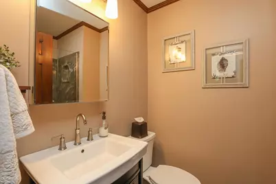 1327 Beech Street, Manchester, NH 03104 - Photo 39