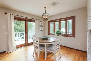 1327 Beech St, Manchester, NH 03104 - Photo 11