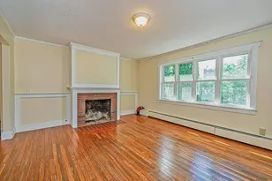 81 Seamans Rd, New London, NH 03257 - Photo 5