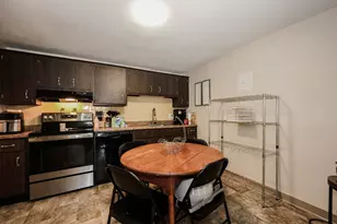 13 Silvestri Cir, Derry, NH 03038 - Photo 7