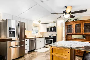 39 Hilton Ave, Exeter, NH 03833 - Photo 13