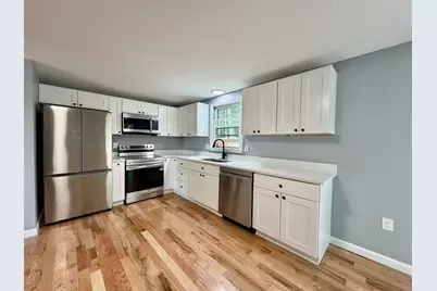 377 Broad Street, Nashua, NH 03063 - Photo 9