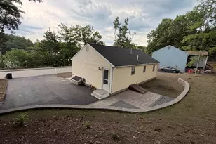 377 Broad St, Nashua, NH 03063 - Photo 7