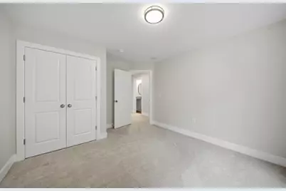 16 Manchester Street, Nashua, NH 03064 - Photo 31