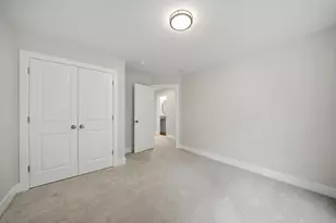 16 Manchester St, Nashua, NH 03064 - Photo 31