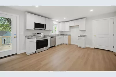 16 Manchester Street, Nashua, NH 03064 - Photo 21