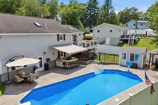 50 Langholm Dr, Nashua, NH 03062 - Photo 3