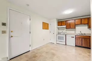 1202 White Cedar Blvd, Portsmouth, NH 03801 - Photo 9