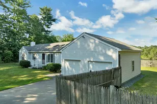 84 Fremont Rd, Raymond, NH 03077 - Photo 3