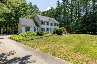 30 Lynne Drive, Hollis, NH 03049 - Photo 3