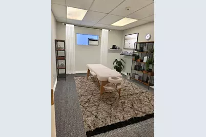 500 Harvey Road #Suite 102 Room 2, Manchester, NH 03103 - Photo 9