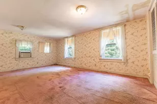 32 Grannis St, Claremont, NH 03743 - Photo 33