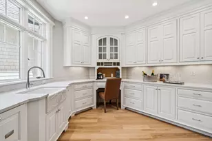 1 Willowbrook Ct, Bedford, NH 03110 - Photo 15