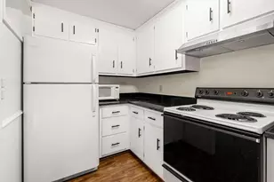 105 Portsmouth Ave, Exeter, NH 03833 - Photo 11