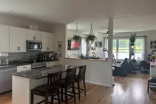 2 White Birch Ln, Lebanon, NH 03784 - Photo 3
