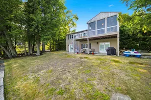 54 Emerald Dr, Hillsboro, NH 03244 - Photo 9