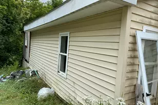 91 Munroe St, Franklin, NH 03235 - Photo 3