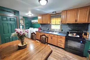 18 Demers St, Berlin, NH 03570 - Photo 11