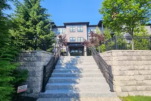 2075 Lafayette Rd, Portsmouth, NH 03801 - Photo 1