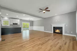 6 Shelburne Ln, Concord, NH 03301 - Photo 11