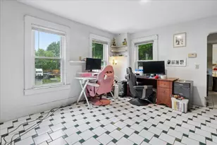60 Avery St, Laconia, NH 03246 - Photo 13