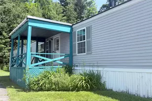 19 Hilltop Manor Mobile Home Park, Littleton, NH 03561 - Photo 3