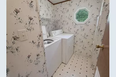 19 Hilltop Manor Mobile Home Park, Littleton, NH 03561 - Photo 11