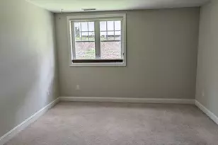 15 Bennett St, Nashua, NH 03064 - Photo 7
