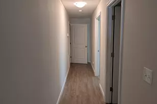 15 Bennett St, Nashua, NH 03064 - Photo 5
