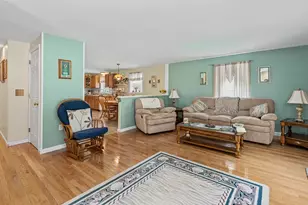 68 Barbara Ln, Hudson, NH 03051 - Photo 11
