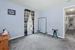 68 Barbara Ln, Hudson, NH 03051 - Photo 25