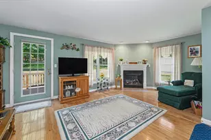 68 Barbara Ln, Hudson, NH 03051 - Photo 9