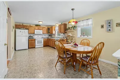 68 Barbara Lane, Hudson, NH 03051 - Photo 5