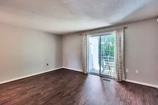 50 Edward J Roy Dr, Manchester, NH 03104 - Photo 17