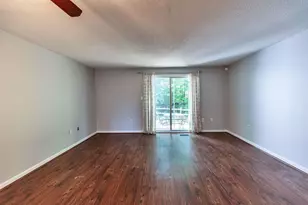 50 Edward J Roy Dr, Manchester, NH 03104 - Photo 15