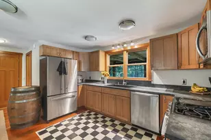 558 Province Rd, Belmont, NH 03220 - Photo 3